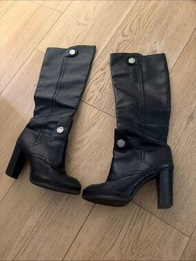Marc Jacobs Black Leather Knee-High Block Heel Boots